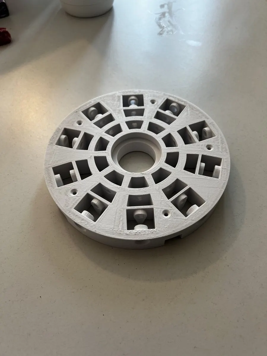 Restoration case study · 3D-printed circular grid plate part